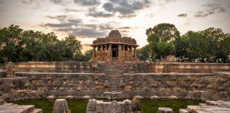 MODHERA SUN TEMPLE GUJARAT
