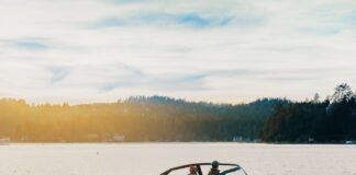 Arc Electric Boats: Riding the Wave of Success and Shaping Watersports Future arc electric boats